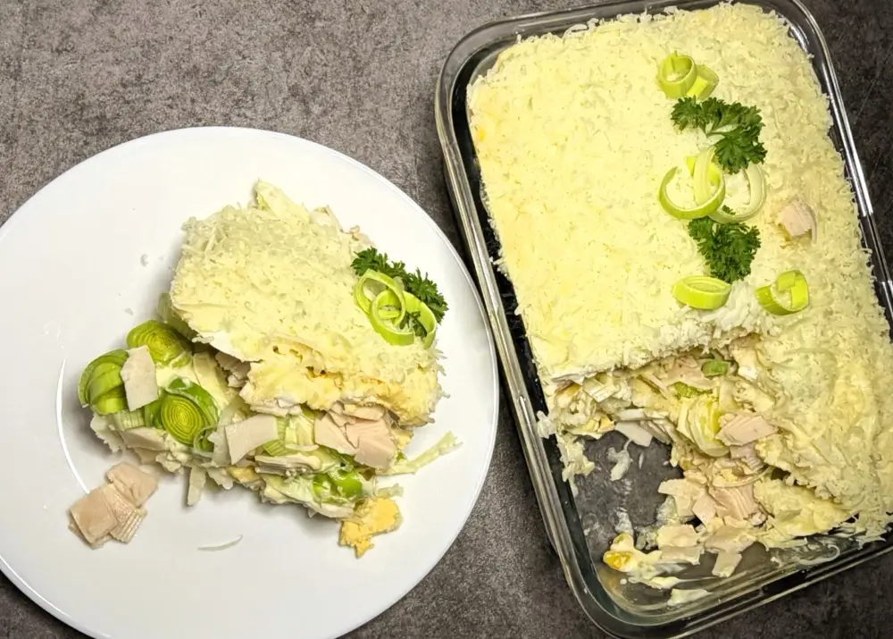 Lasa salata la frigider cel putin doua ore