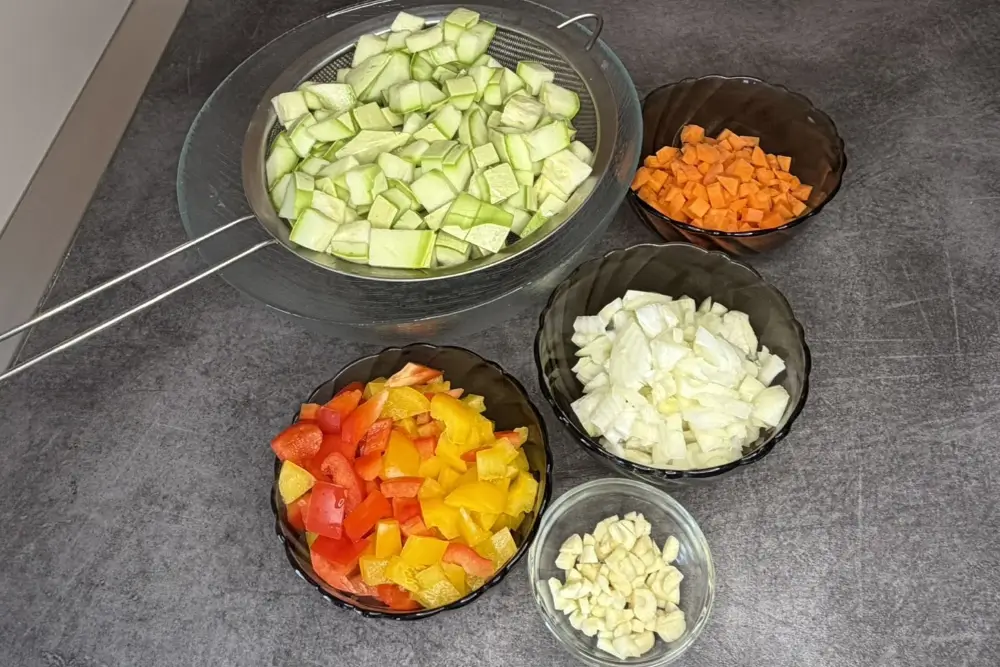 Toaca legumele pentru gratinare la cuptor